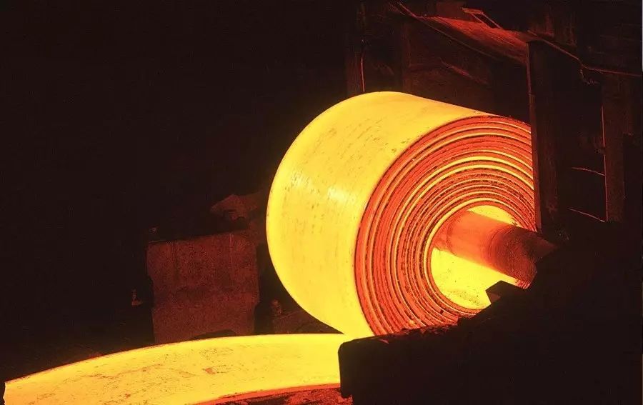 【要聞快遞】5只A股跌停，鋼鐵行業跌幅最大